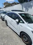 Honda Fit Shuttle 1.5 Hybrid 2WD 2019 White - 1
