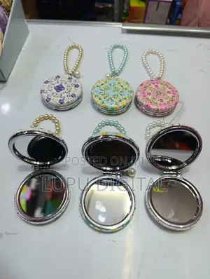Portable Pocket Mirror