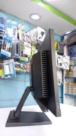 Lenovo ThinkCentre 22 All-in-One Desktop 8GB RAM 500GB HDD - 4