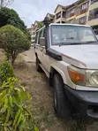 Toyota Land Cruiser 2011 Nyeupe - 1