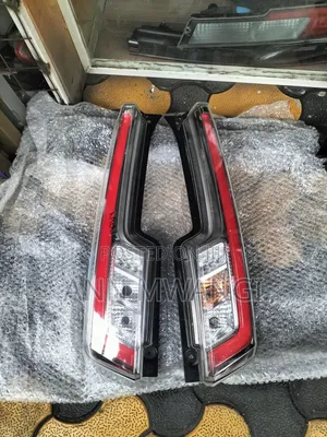 Daihatsu Move Taillights (Zilizotumika)