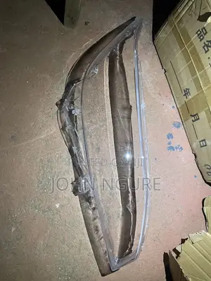 Toyota Wish 2009 Lens la Headlight - Jipya Kabisa