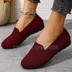 Breathable Flat Shoes - Women's