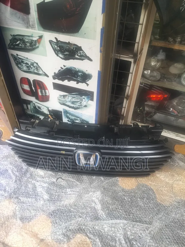Grille ya Honda Vezel - I tumika - 1