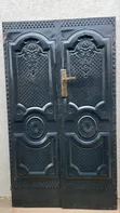 Used Yale Double Door - Gray Iron - 1