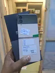 Samsung Galaxy Z Flip4 512GB Iliyorejeshwa - 3