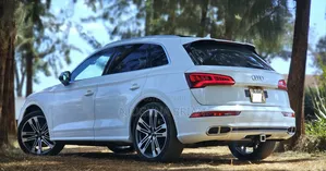 Audi Q5 45 Premium AWD quattro 2020 Nyeupe