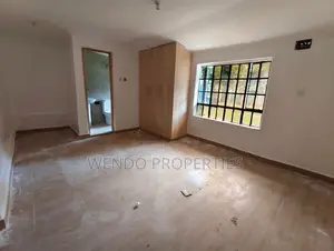 4 Bedroom Bungalow with SQ in Karen C