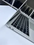 Apple MacBook Air 2018 8GB RAM 256GB SSD - 2