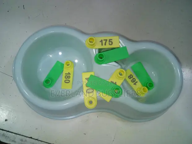 Ear Tags Zinazonyumbulika - 1