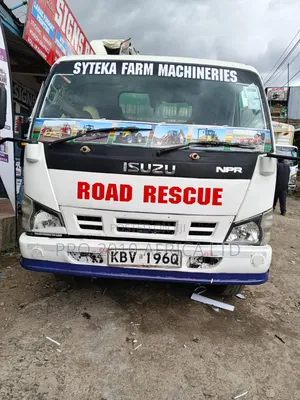 Truk Isuzu NPR Flatbed
