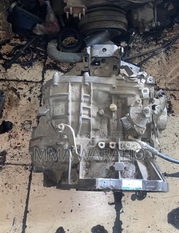 Toyota Vitz 1KR Gearbox - 1