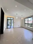Nyumba ya Vyumba 4 vya Kulala, Zote ni Ensuite, Kukodisha Karen C - 5