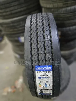 Tairi Mpya Windforce 265/70R19.5