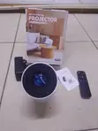 HY300 Mini Projector ya Android na Betri ya Ndani - 2
