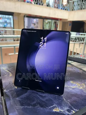New Samsung Galaxy Fold 512GB Purple