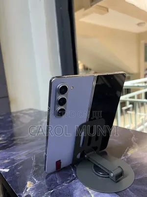 New Samsung Galaxy Fold 512GB Purple