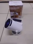 HY300 Mini Projector na Android 13 & Betri - 2