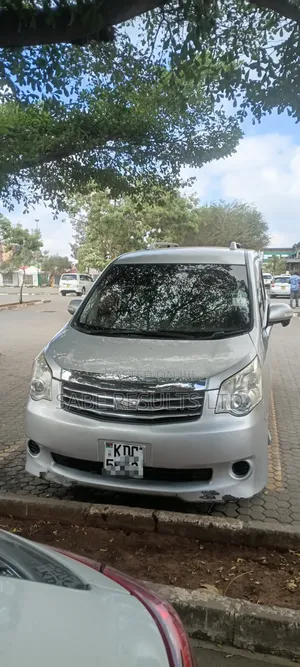 Toyota Noah for Hire
