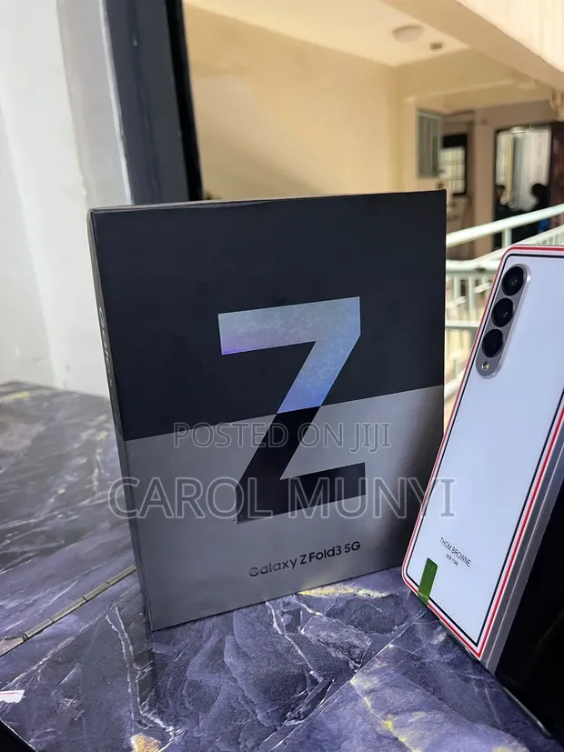 Samsung Galaxy Fold 4 Mpya 512GB Nyeupe - 1