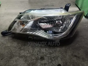 Toyota Fielder/Axio 161 Non-Xenon Headlight (Used)