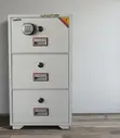 Diplomat 3-Drawer Digital Security Safe - 5