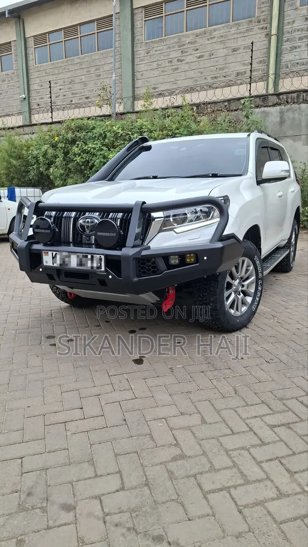 Toyota Land Cruiser Prado 3.0 190hp 2018 White - 1