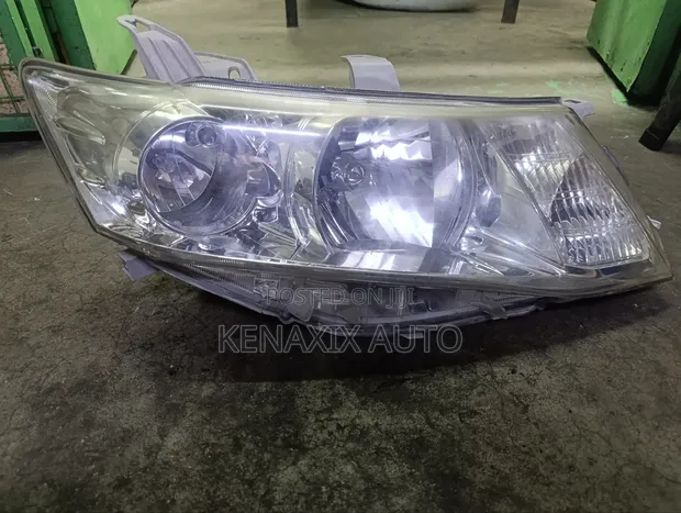 Toyota Allion 260 Non-Xenon Headlight (Used) - 1