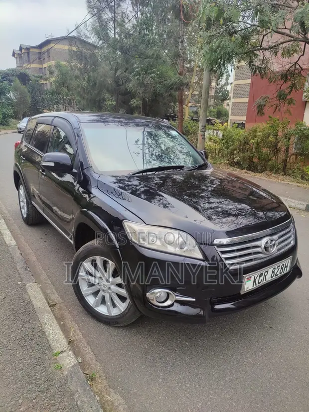 Toyota Vanguard 2012 Nyeusi - 1