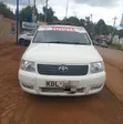 Toyota Succeed 2003 White - 4
