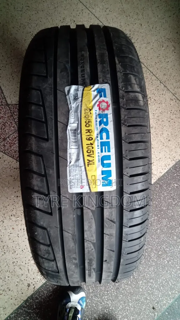 Tyre za Accelera 235/55R19 - Mpya Kabisa - 1
