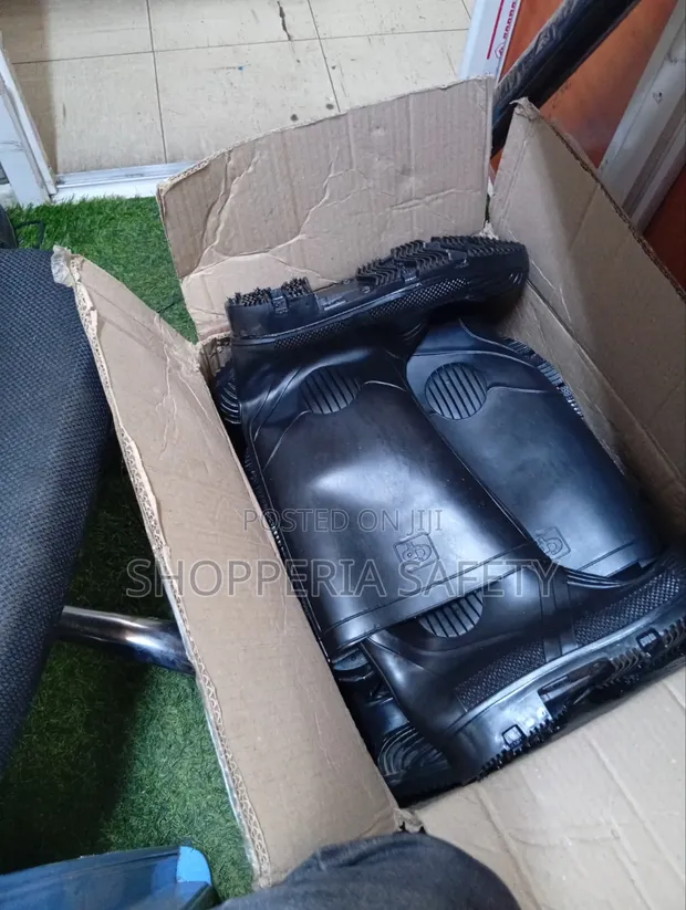 Heavy Duty Gumboots - 1