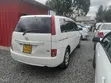 Toyota Isis 2009 White - 4