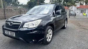 Subaru Forester 2014 Nyeusi