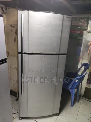Toshiba Fridge Milango Miwili 650L - Imehifadhiwa Vizuri