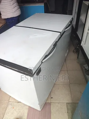 Ramtons 400L Chest Freezer - Imetumika
