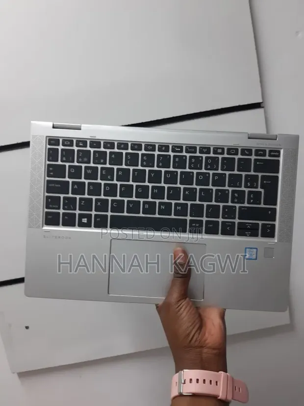 Laptop HP EliteBook 1040 G3 - Intel Core i5, 8GB RAM, 256GB SSD - 1