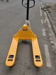 Trolley ya Pallet ya Mikono Tani 3 - 1