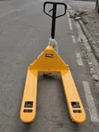 Trolley ya Pallet ya Mikono Tani 3 - 3