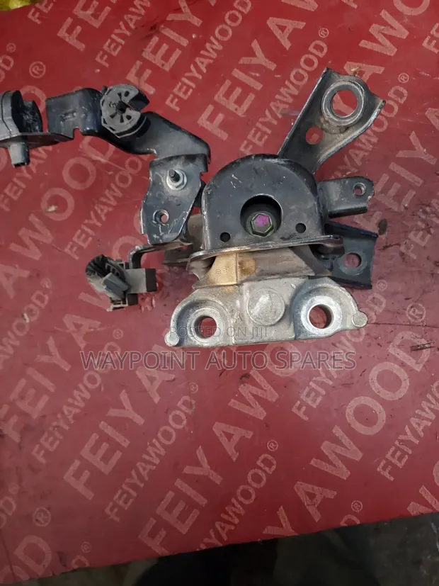 Vanguard/RAV4 za Toyota Engine Mounts (Zilizotumika) - 1