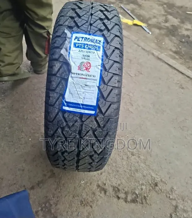 Petromax 225/65R17 All-Terrain Tyres - 1