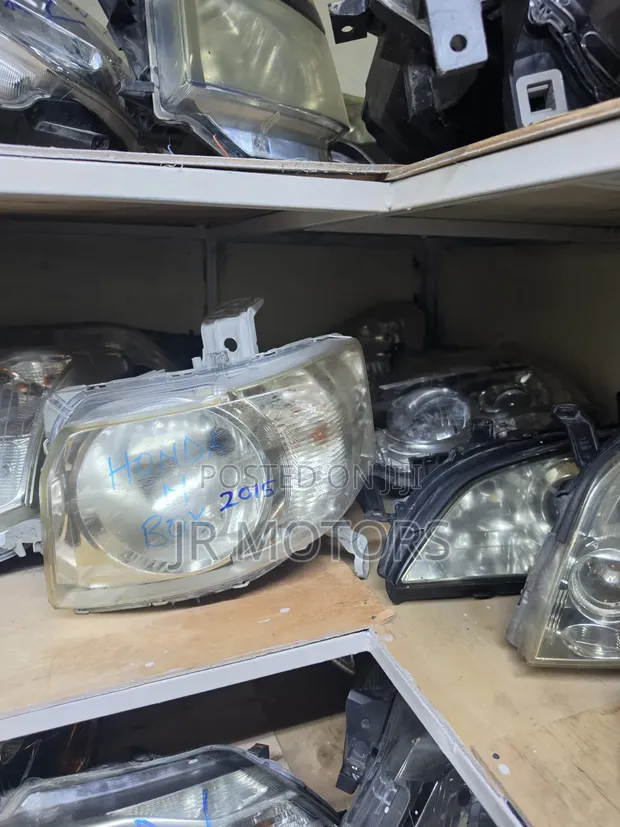 Honda N Box 2014-2015 Non Xenon Headlights - 1
