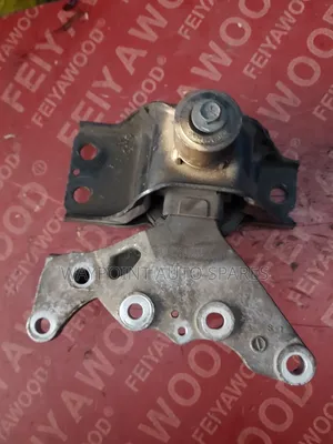 Nissan Serena Engine Mounts