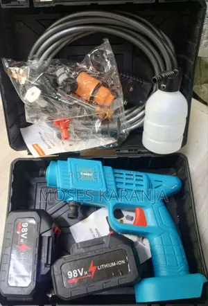 Makita Pressure Washer Spray Gun for Car Cleaning