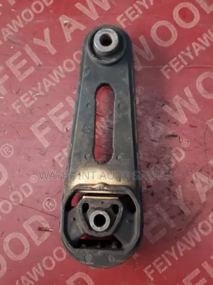 Nissan Rear Gear Mounts - Serena, X-Trail, Tiida, Note