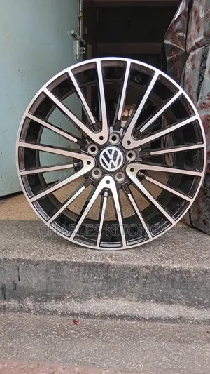 Magurudumu ya VW Golf 18" Inch (Mapya Kabisa)