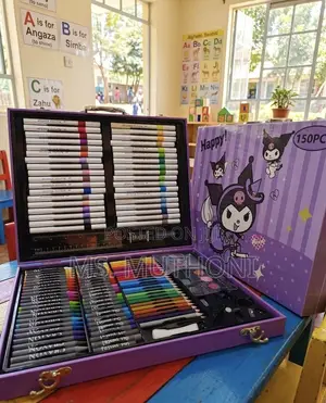 Kuromi 150-Piece Mixed Media Art Studio Set