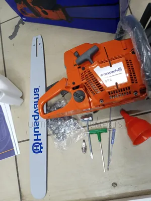 Brand New Husqvarna 365 Power Saw