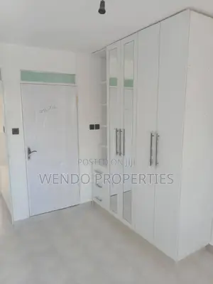 Apartment ya Vyumba 2 Master Ensuite kwa Upangishaji Ngong CBD