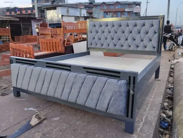 Kitanda cha Executive Grey Chesterfield 5x6 - 1